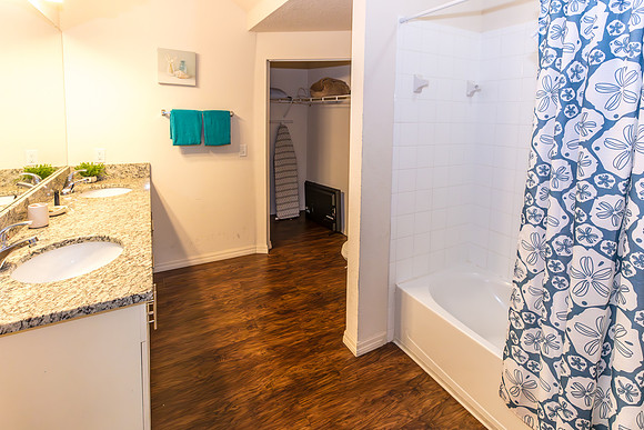 20240807-West-Lucaya-Village-Resort-Townhouse-1-1708
