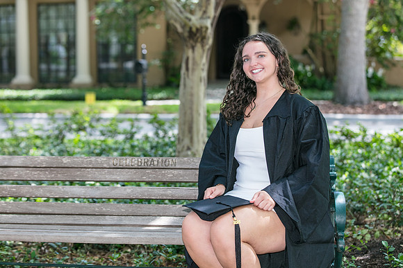 20250502-Lucinda-grad-session-9602-