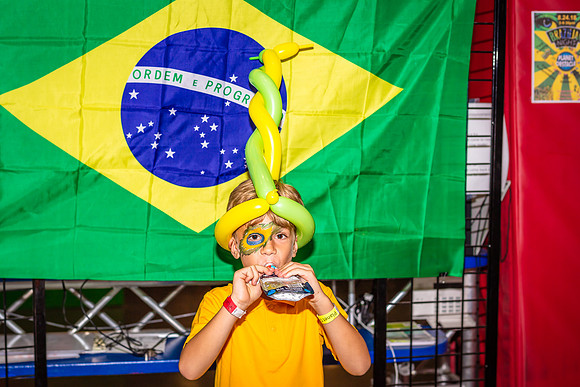 Planet-Obstacle-Brazilian-Night-0505H