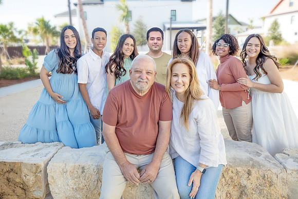 20241130-Elsbeth-Arce-Family-Session-Evermore-4991-edit3