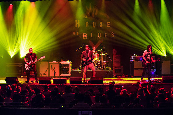 Broken-Streetlights_House-of-Blues-5174