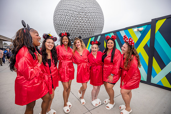Valentine-Session-Momsies-Disney-Epcot-2022-0762