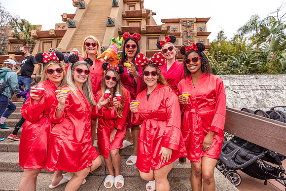 Valentine-Session-Momsies-Disney-Epcot-2022-0885