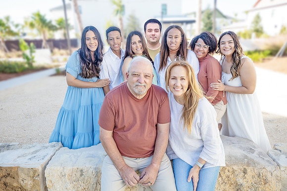 20241130-Elsbeth-Arce-Family-Session-Evermore-4988-edit3