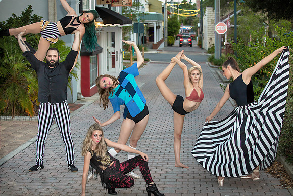Acrobats-Dance-Portraits-6376group-