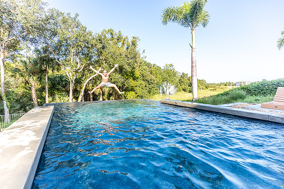 Reunion-Vacation-Home-4707m-pool-