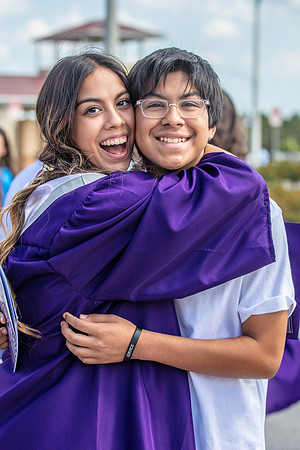 20220524-High-School-Graduation-Isabela-3417