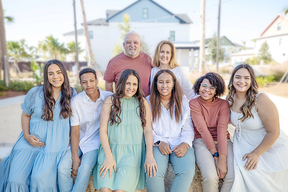 20241130-Elsbeth-Arce-Family-Session-Evermore-4982-edit3
