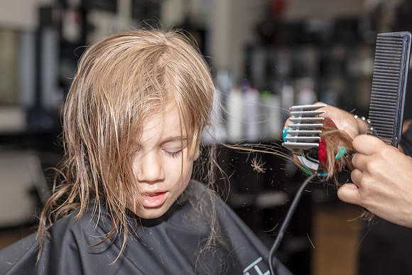 HairCut_Toni-Michaels-Salon-Joshua-6116