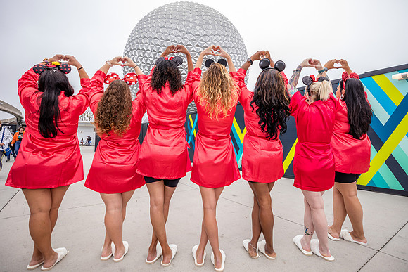 Valentine-Session-Momsies-Disney-Epcot-2022-0743