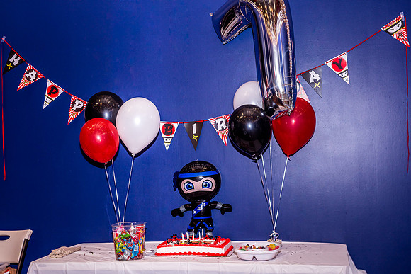 Henry-7th-Birthday-Planet-Obstacle-2356