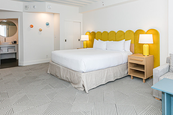 20250621-Renaissance-Orlando-Resort-Disney-Springs-4328
