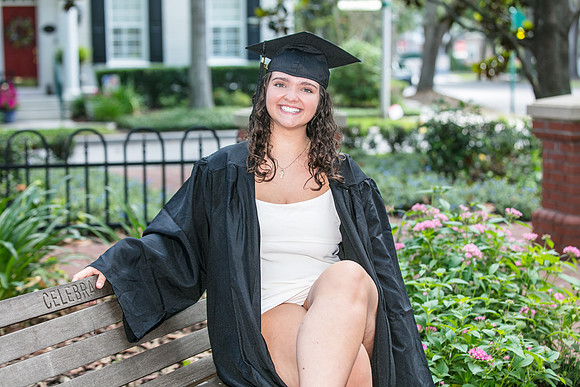 20250502-Lucinda-grad-session-9535