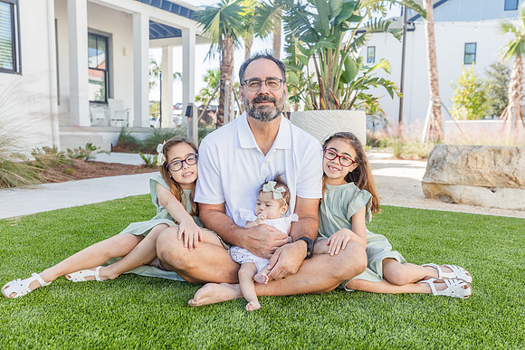 20241130-Elsbeth-Arce-Family-Session-Evermore-5253
