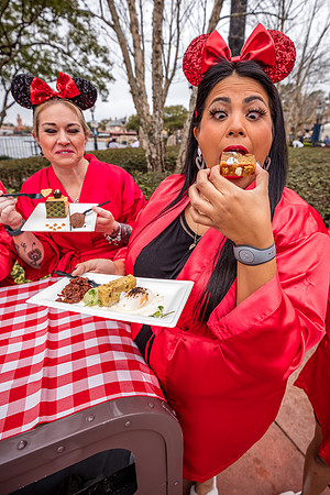Valentine-Session-Momsies-Disney-Epcot-2022-0817