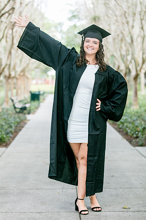 20250502-Lucinda-grad-session-9476-