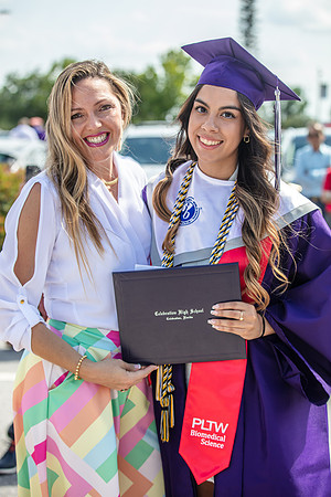 20220524-High-School-Graduation-Isabela-3444