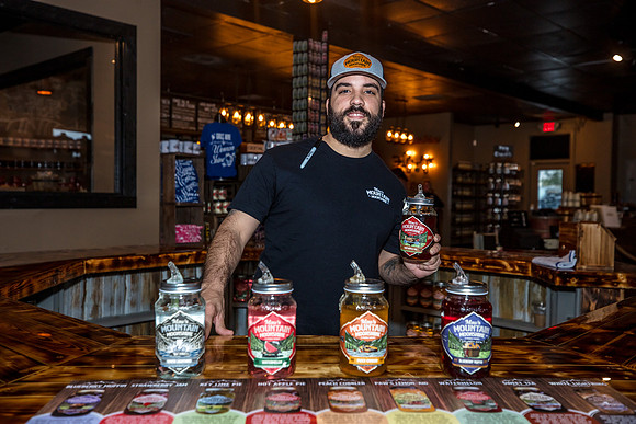 20250123-Maws-Mtn-Moonshine-Old-Town-Grand-Opening-8258-