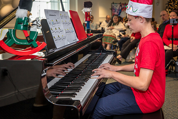 Winter-Holidays-Concert-2024-Noteable-Success-Music-6095-