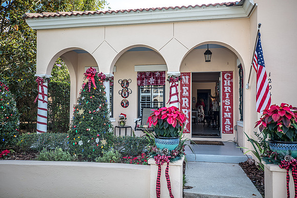 Celebration-Holiday-Home-Tour-2022_Stop5-1204-Downey-Pl-7159