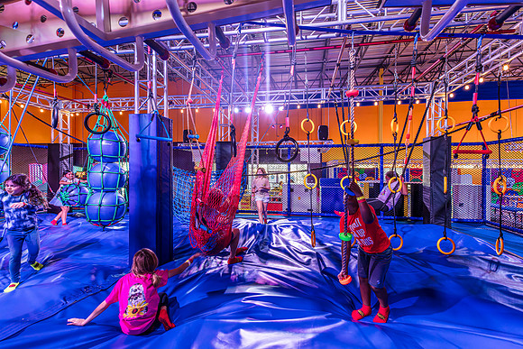 20241125-Planet-Obstacle-Davenport-4870