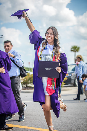 20220524-High-School-Graduation-Isabela-3428