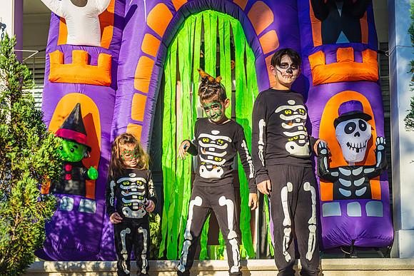 Halloween-Mini-2022-Helda-Allen-5730