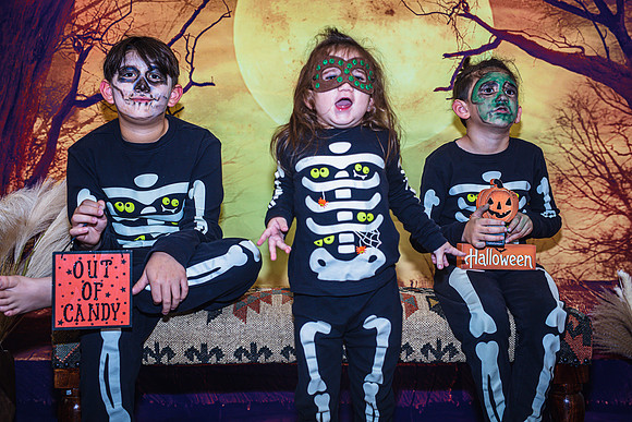 Halloween-Mini-2022-Helda-Allen-5750