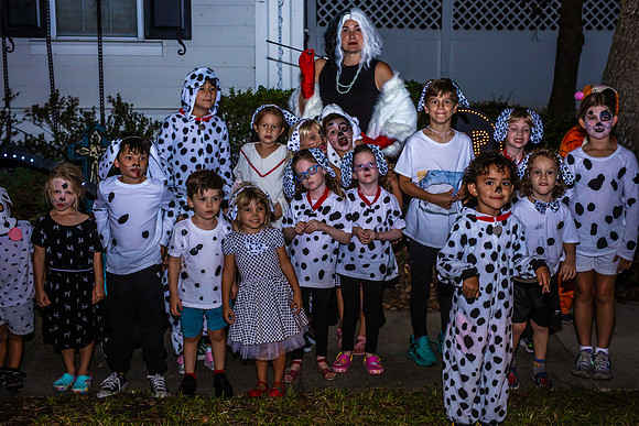 Cruella-Dalmatians-Jeater-Bend-8344