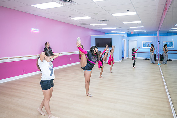 20250814-Dance-Station-Studios-Classes-0285