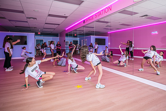20250814-Dance-Station-Studios-Classes-0343