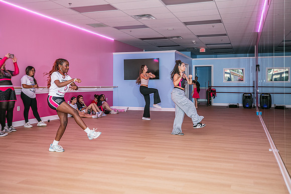 20250814-Dance-Station-Studios-Classes-0387