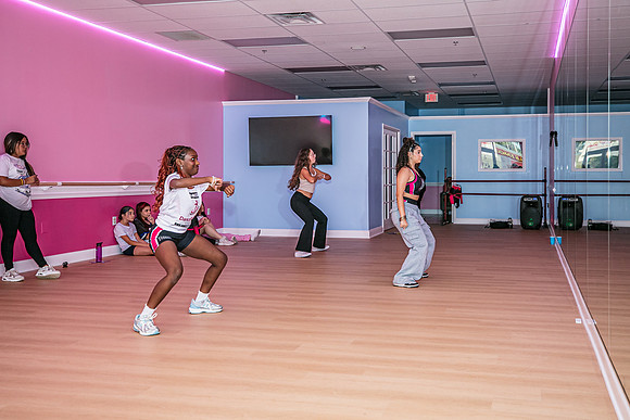 20250814-Dance-Station-Studios-Classes-0388