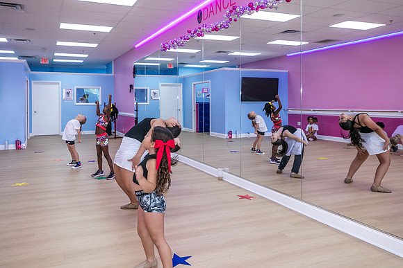 20250921-Dance-Station-Studios-Class-1897