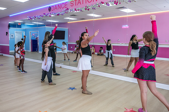 20250921-Dance-Station-Studios-Class-1899J