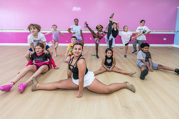 20250921-Dance-Station-Studios-Class-1903gHJ
