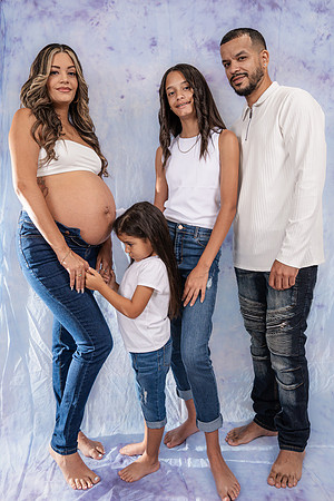 09272025-Maternity-Studio-Session-Perez-9544