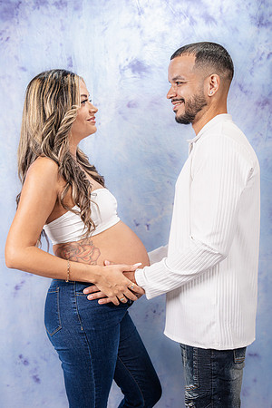 09272025-Maternity-Studio-Session-Perez-9559