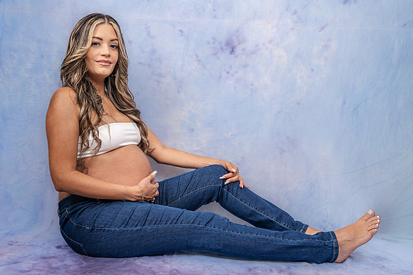 09272025-Maternity-Studio-Session-Perez-9590