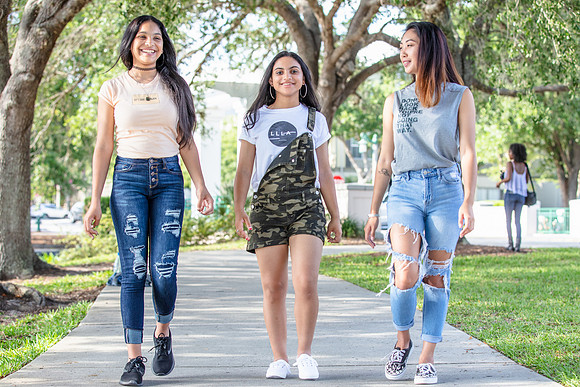 LLLA-APPAREL-KANDY-KLOTHING-Photoshoot-2776