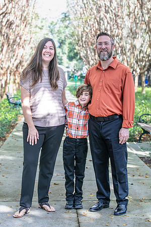 20251018-Catherine-Breen-Thomas-Family-Session-3248