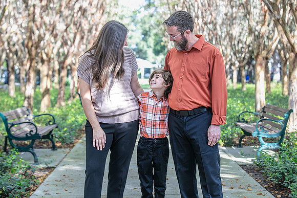 20251018-Catherine-Breen-Thomas-Family-Session-3253