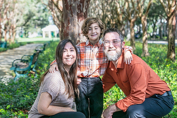 20251018-Catherine-Breen-Thomas-Family-Session-3265