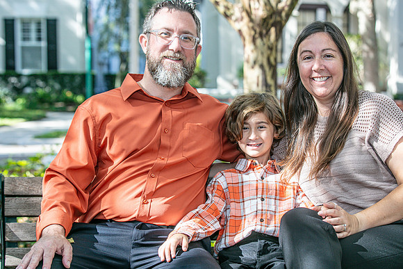 20251018-Catherine-Breen-Thomas-Family-Session-3273