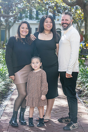 20251018-Catherine-Breen-Thomas-Family-Session-3299