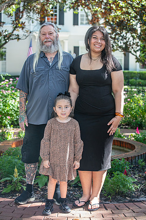 20251018-Catherine-Breen-Thomas-Family-Session-3390