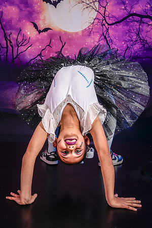 6-3_20251019-Dance-Station-Studios-Halloween-Photo-Shoot-9998