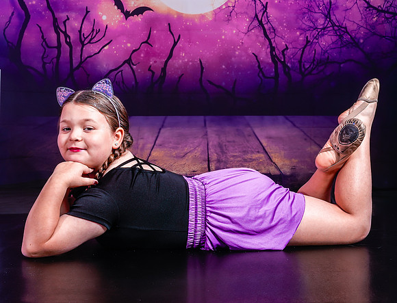 9-1_20251019-Dance-Station-Studios-Halloween-Photo-Shoot-0169