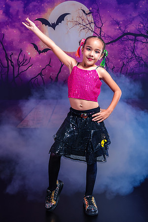 11-2_20251019-Dance-Station-Studios-Halloween-Photo-Shoot-0515
