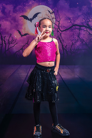 11-4_20251019-Dance-Station-Studios-Halloween-Photo-Shoot-0524